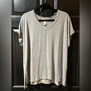 Magaschoni V Neck Tee